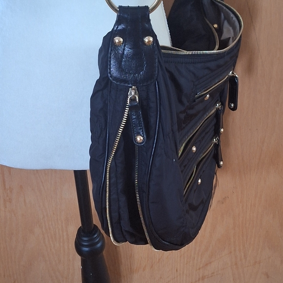 TOD’s Pashmy Luna Designer Black Nylon & Patient Leather Multi Zippers Handbag - Picture 4 of 15